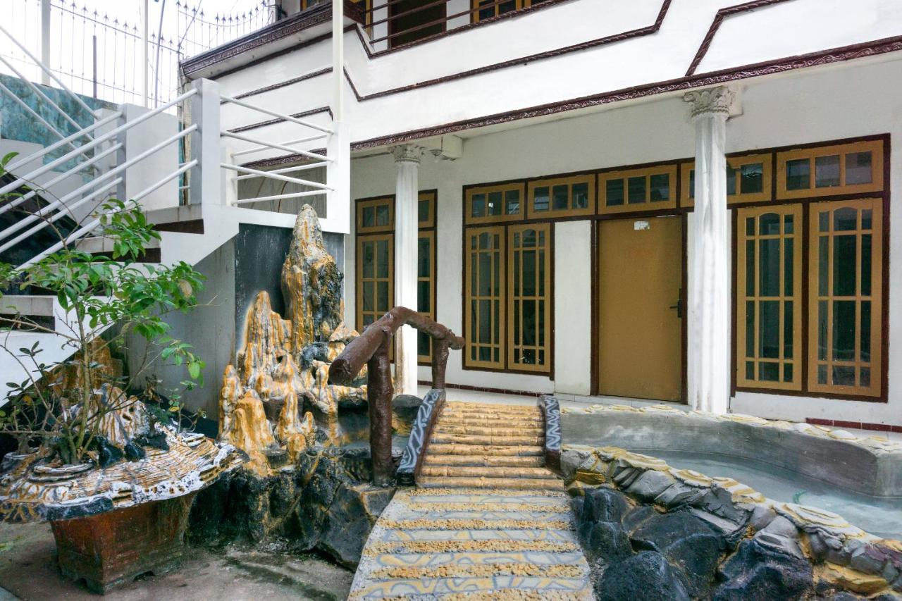 Reddoorz At Pujon Malang Hotel Бату Екстериор снимка