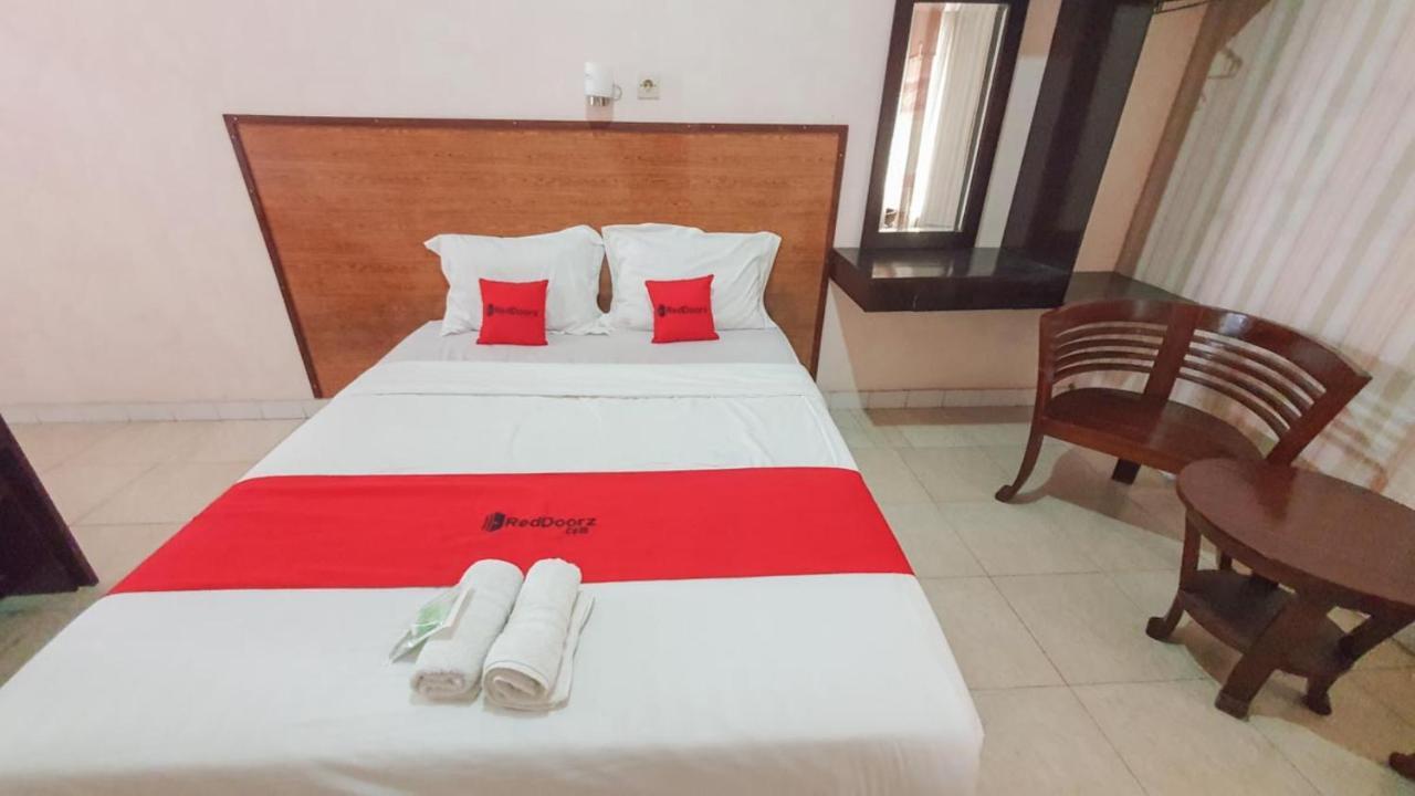 Reddoorz At Pujon Malang Hotel Бату Екстериор снимка