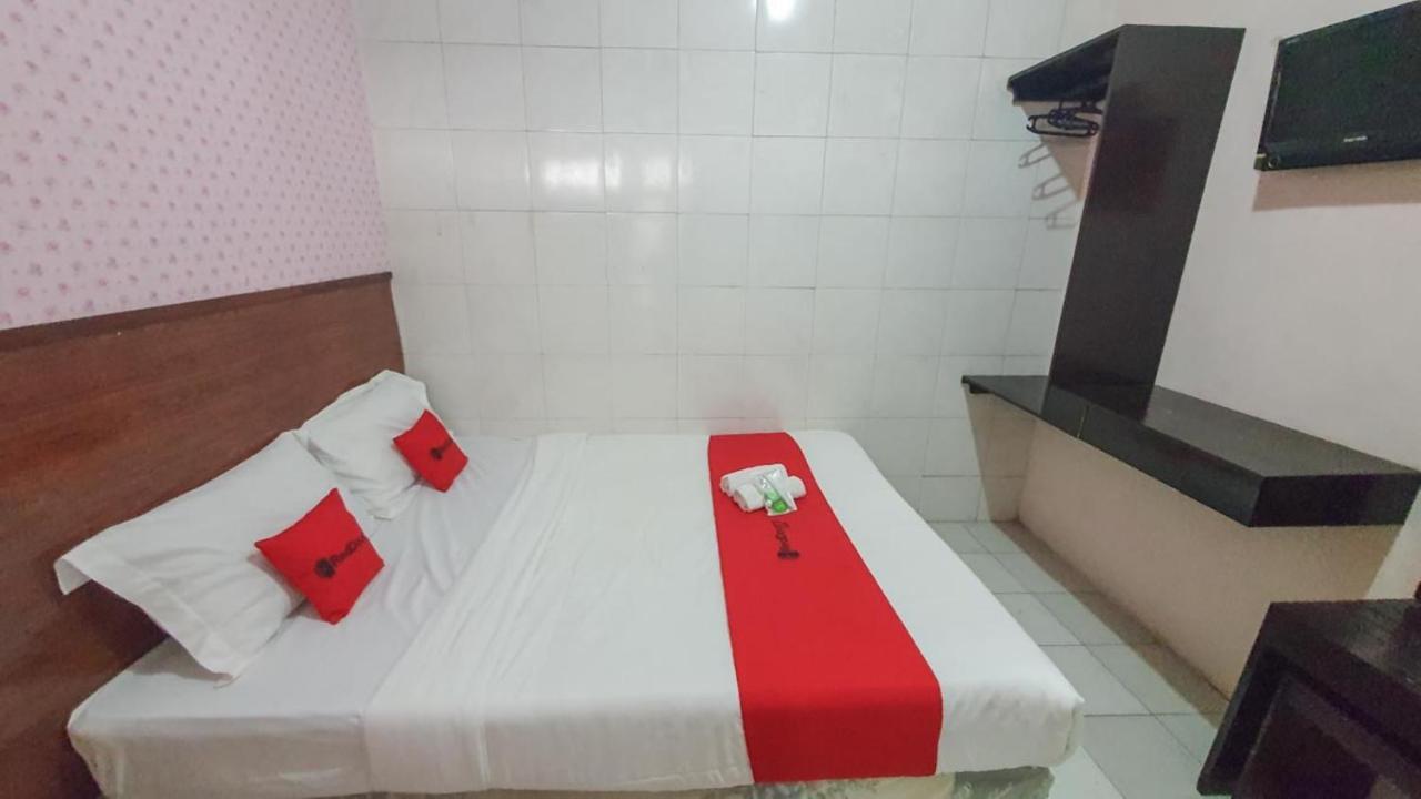 Reddoorz At Pujon Malang Hotel Бату Екстериор снимка