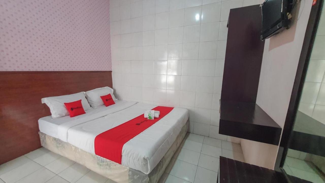 Reddoorz At Pujon Malang Hotel Бату Екстериор снимка