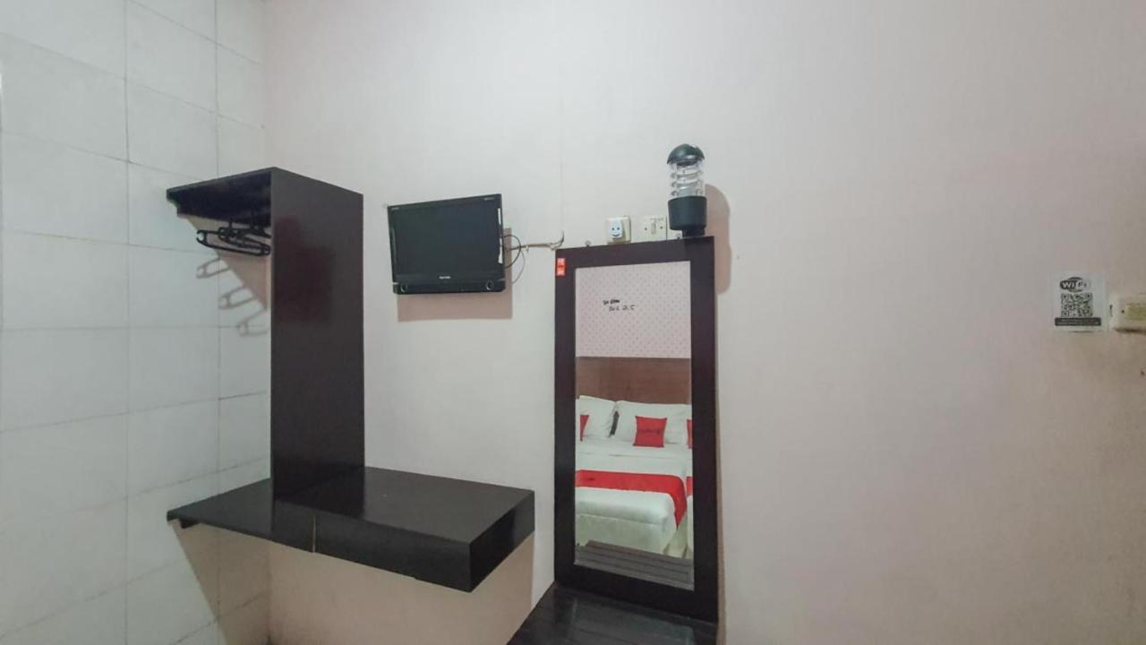 Reddoorz At Pujon Malang Hotel Бату Екстериор снимка