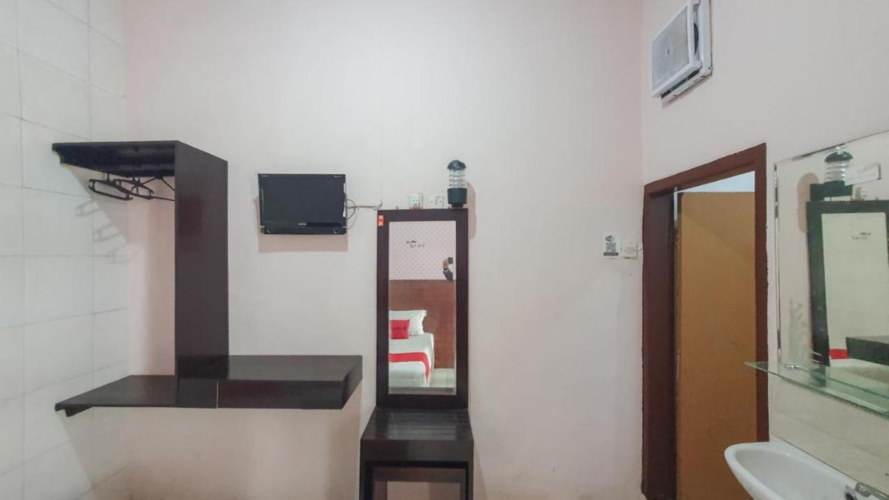 Reddoorz At Pujon Malang Hotel Бату Екстериор снимка