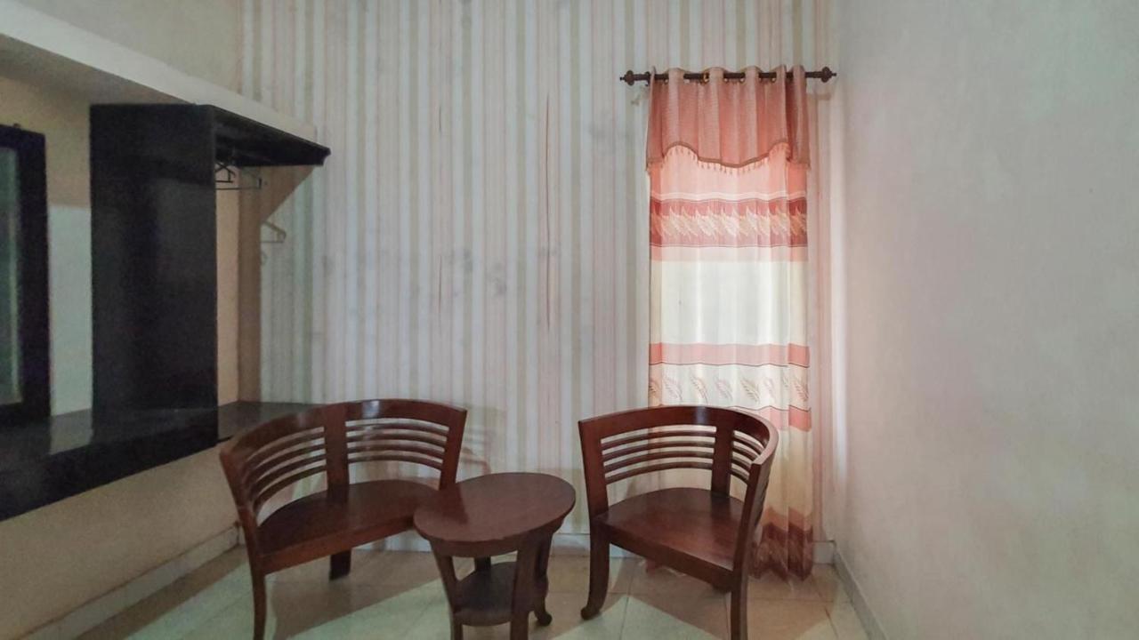 Reddoorz At Pujon Malang Hotel Бату Екстериор снимка